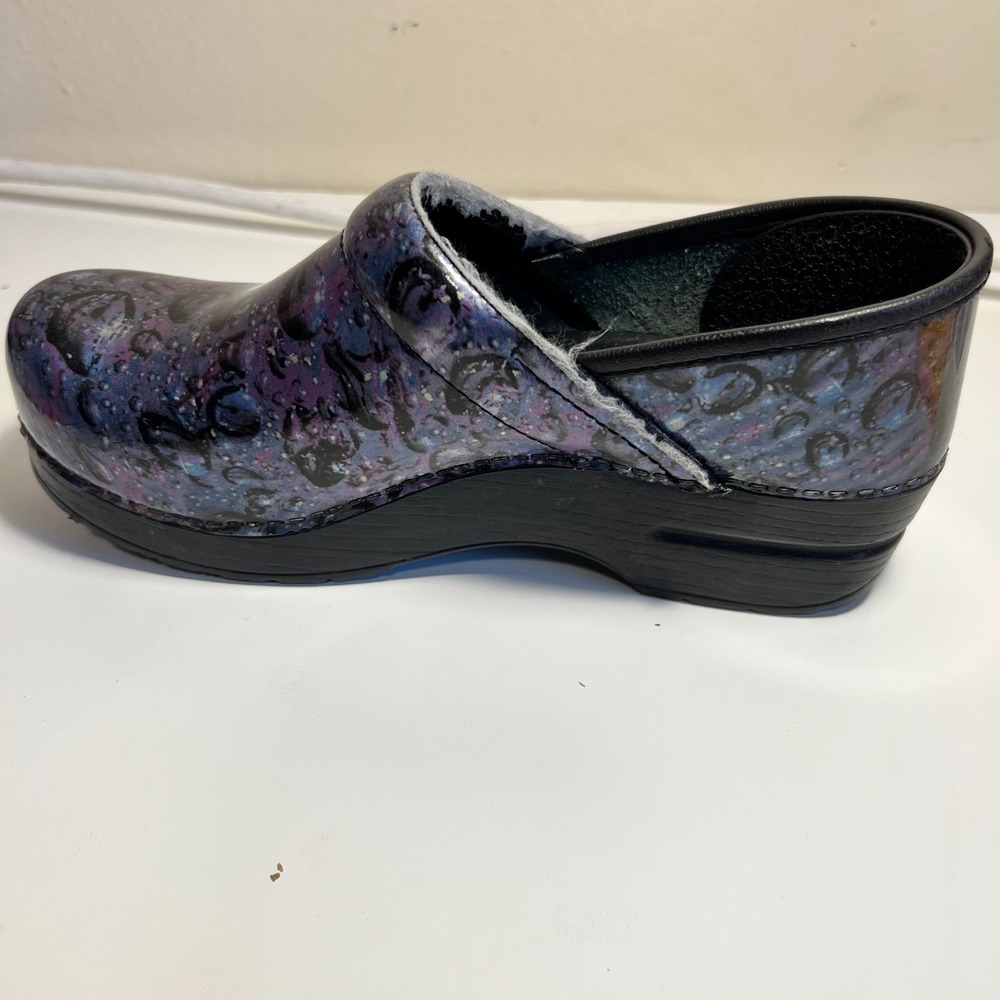 Dansko 38 Professional Clogs Purple Blue Iridescent Galaxy Patent Leather Shoes - Picture 10 of 13